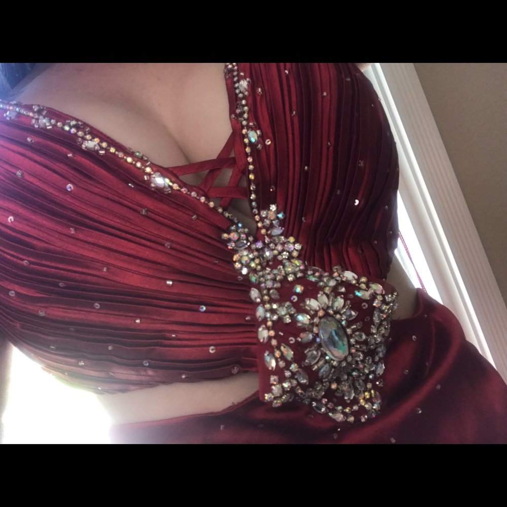 Gorgeous Red Prom Dress